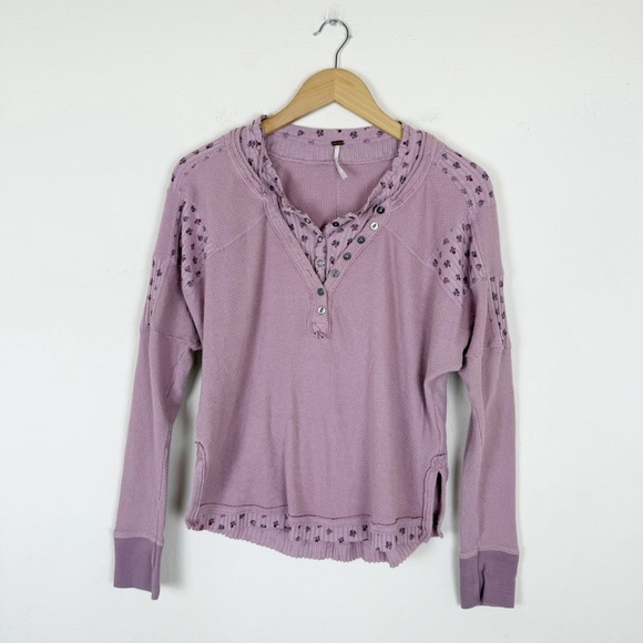 Free People Heart to Heart Henley Daytime Fireworks Pink Top - Picture 3 of 8